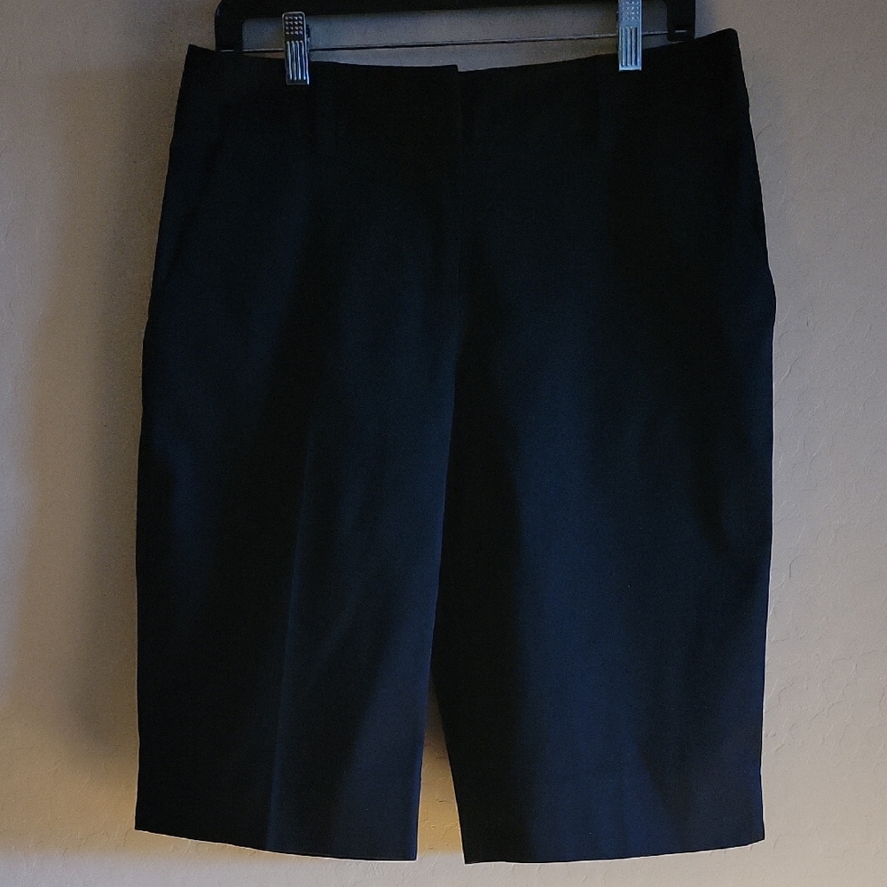 Karen Kane Exotic Oasis Black Women's Bermuda Shorts